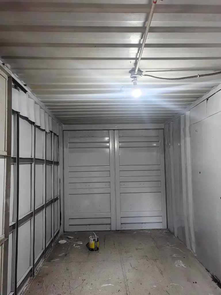 G Araneta 15 SQM Unit A-8